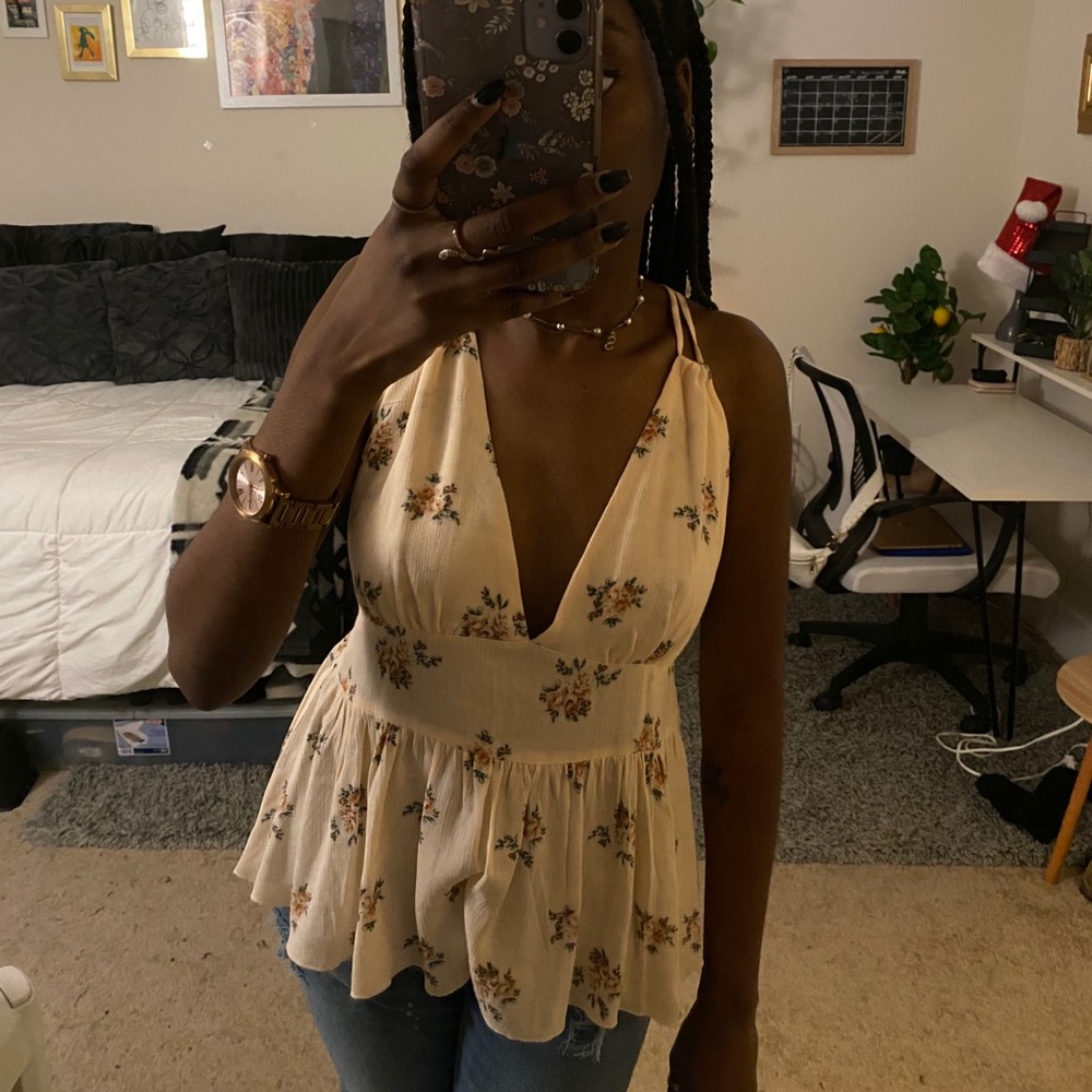 stringy floral top